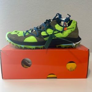 Nike Off-White Zoom Terra Kiger 5